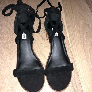 Steve Madden sandals 9 1/2  black/ tan